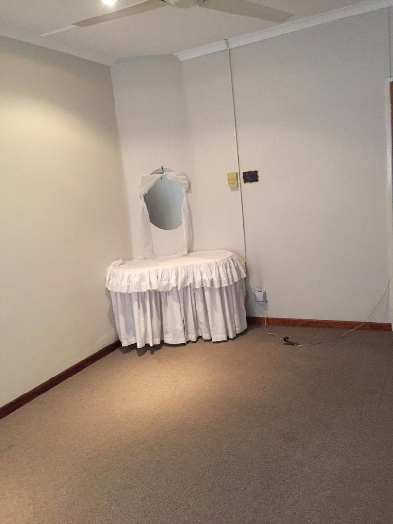3 Bedroom Property for Sale in Uitenhage Upper Central Eastern Cape